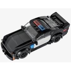 Policijski avto črn