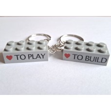 LEGO obesek Love to play - Love to build